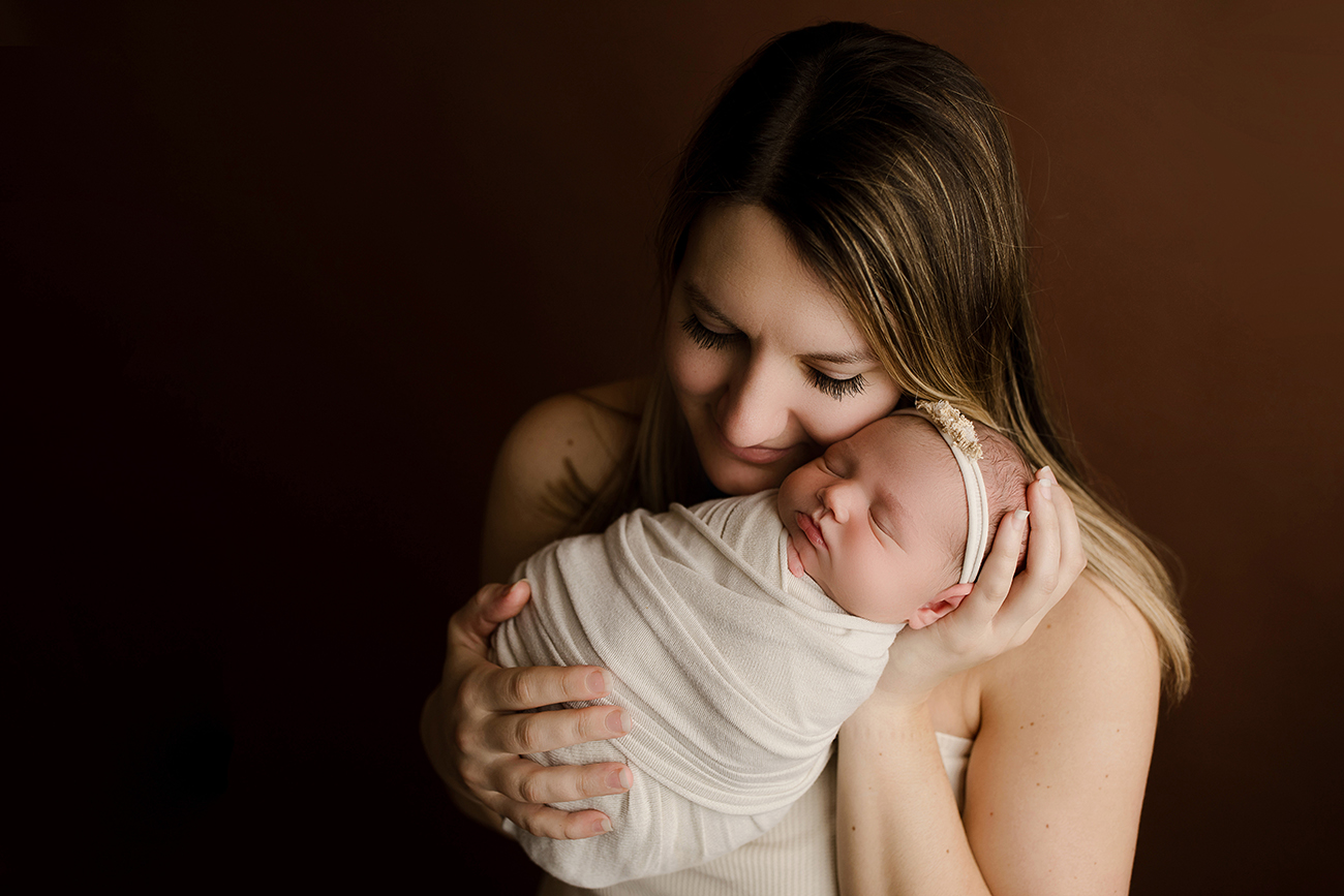 Newborn Photographer Champaign IL | Chandi Kesler