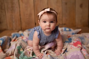 9 month baby session | Streator IL Photographer | Chandi Kesler Photography | Bloomington IL