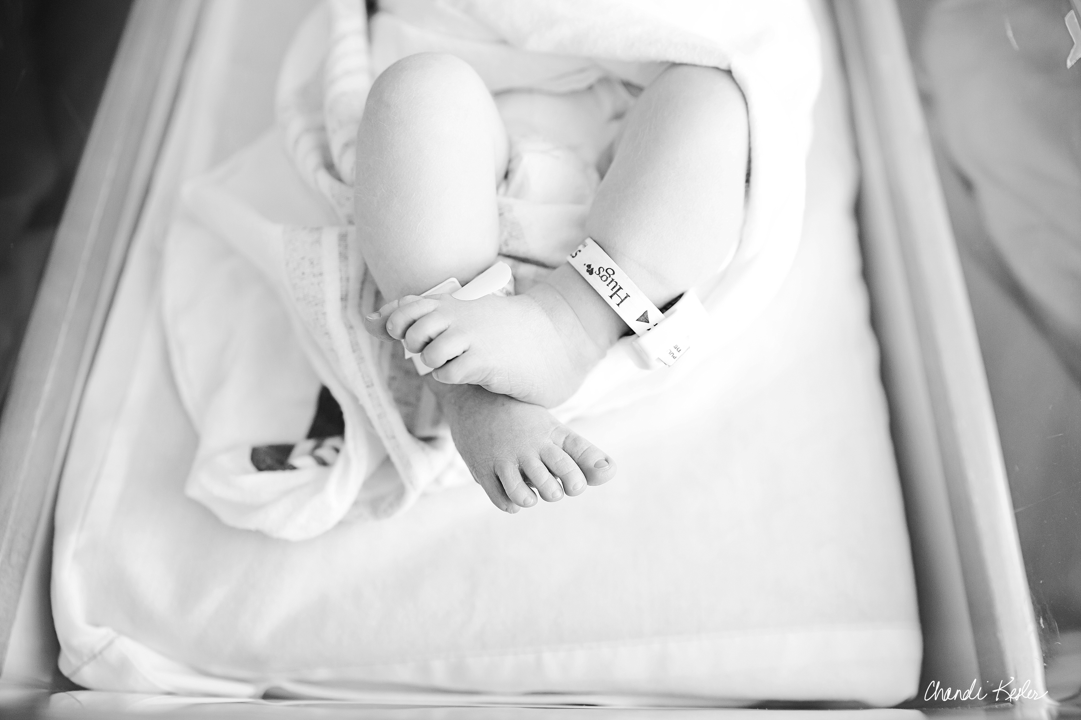Fresh 48 Hospital Session | Birth Photographer Bloomington IL | Chandi Kesler Photography