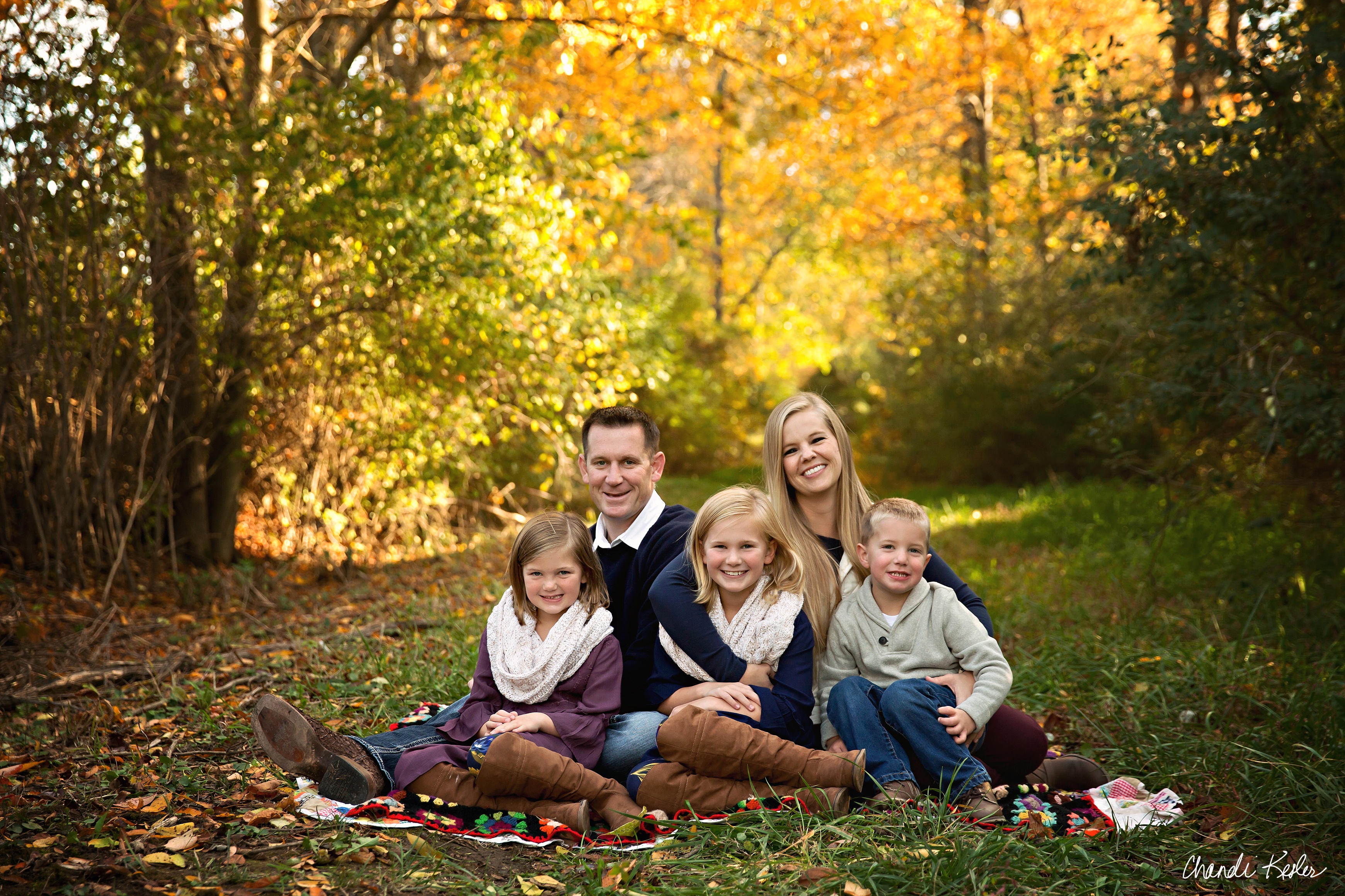 best Family photographer central il | chandi Kesler | Family of 5 picture ideas