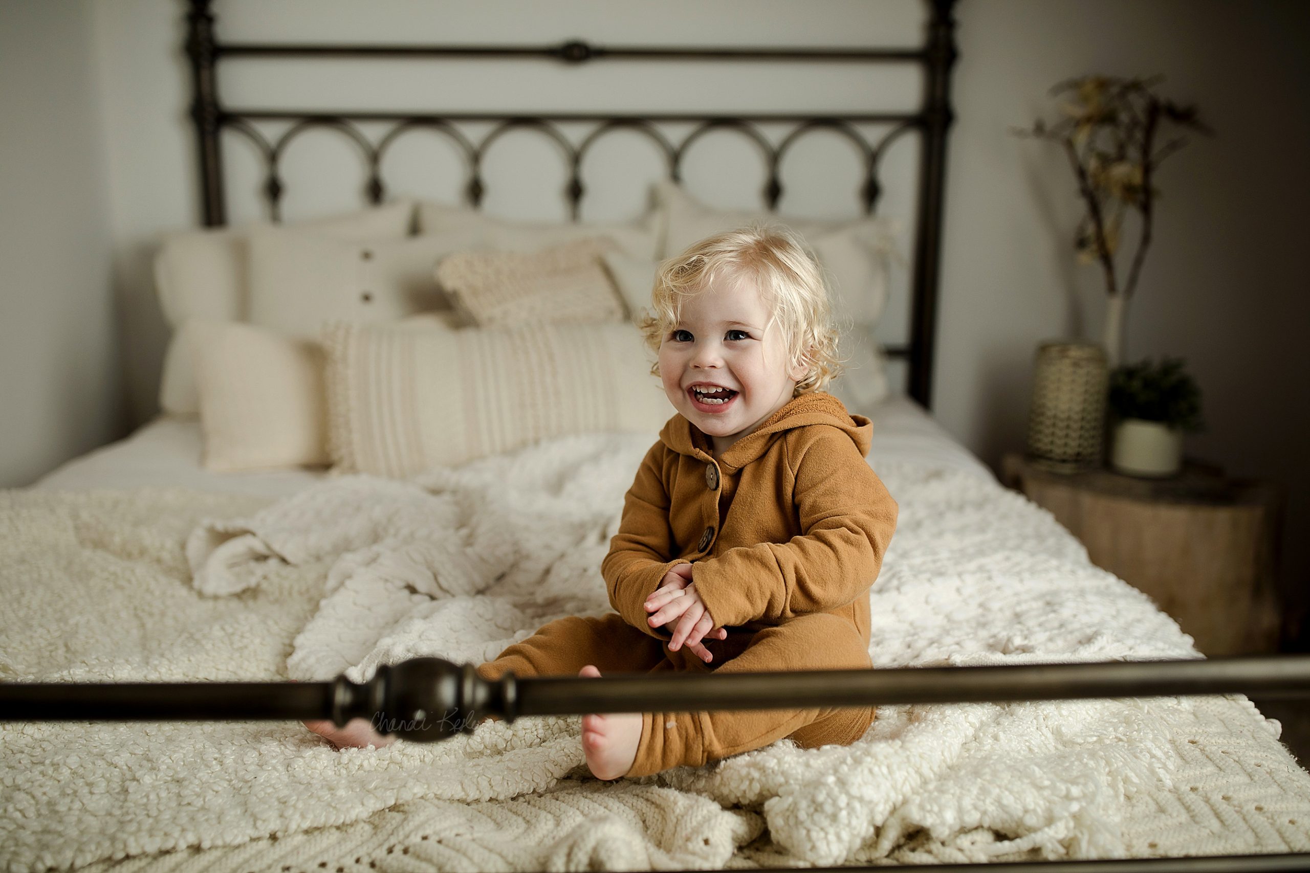 18 month picture ideas | Lexington IL Baby Photographer | Chandi Kesler Photography